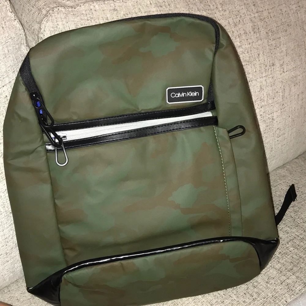 Calvin Klein green camo laptop backpack